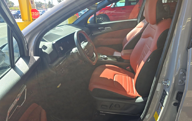 2026 Kia Sportage Hybrid SX Prestige — photo 5 of 10