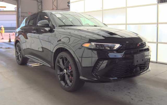 2024 Dodge Hornet R/T — photo 2 of 8