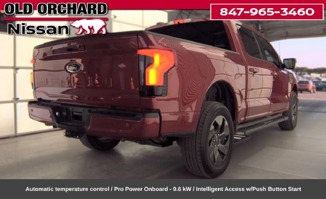 2023 Ford F-150 Lightning XLT — photo 6 of 11