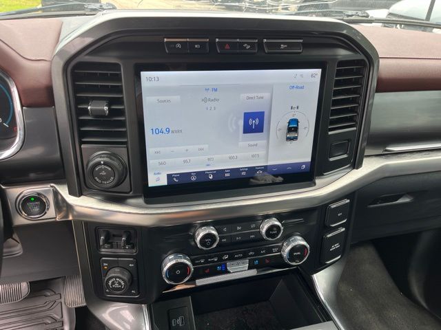 2023 Ford F-150 Lariat — photo 19 of 30