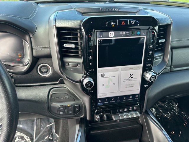2023 Ram 1500 Laramie — photo 22 of 33