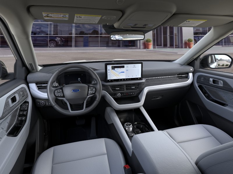 2026 Ford Explorer Platinum — photo 33 of 54