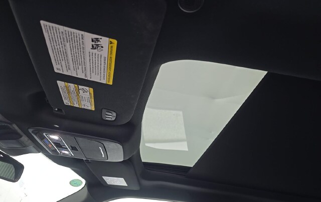 2023 Ford F-150 Lariat — photo 11 of 11