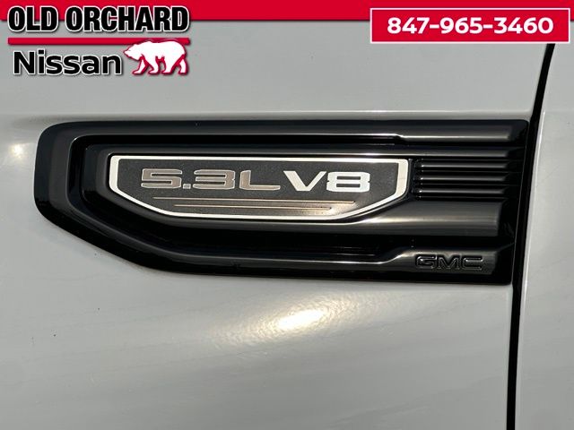 2023 GMC Sierra 1500 Elevation — photo 9 of 23
