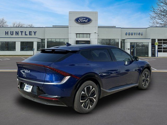 2024 Kia EV6 Wind — photo 5 of 31