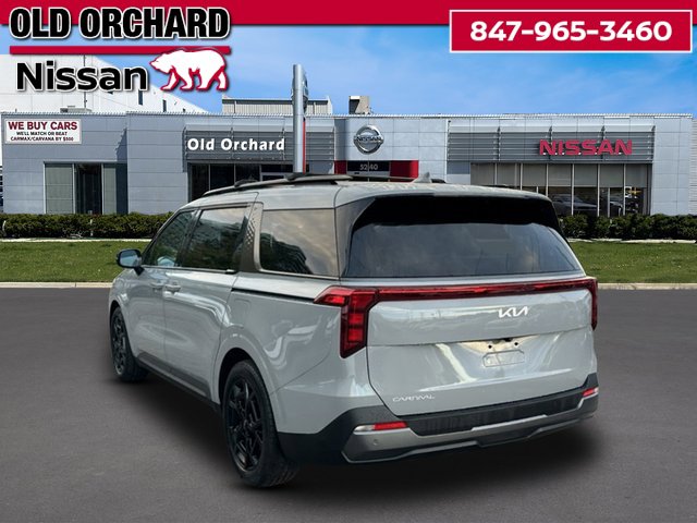 2025 Kia Carnival SX — photo 8 of 24
