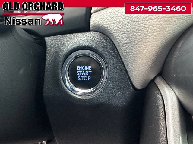 2021 Toyota RAV4 XLE Premium — photo 18 of 22