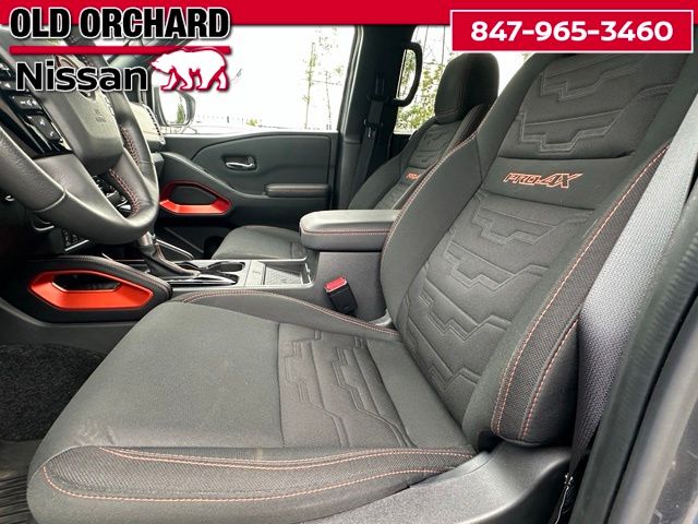 2023 Nissan Frontier PRO-4X — photo 14 of 23