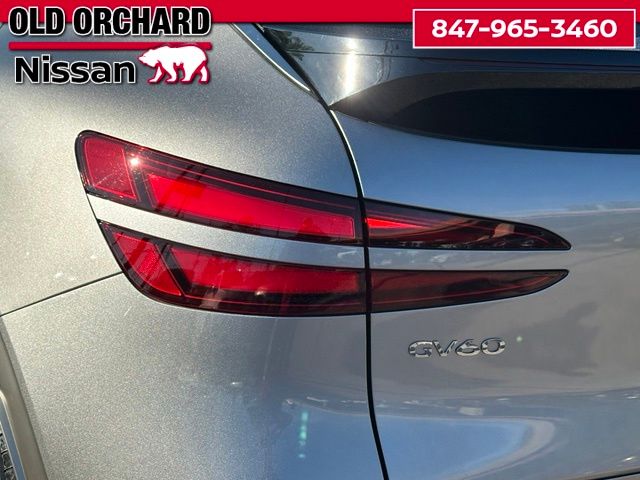 2023 Genesis GV60 Advanced — photo 9 of 22
