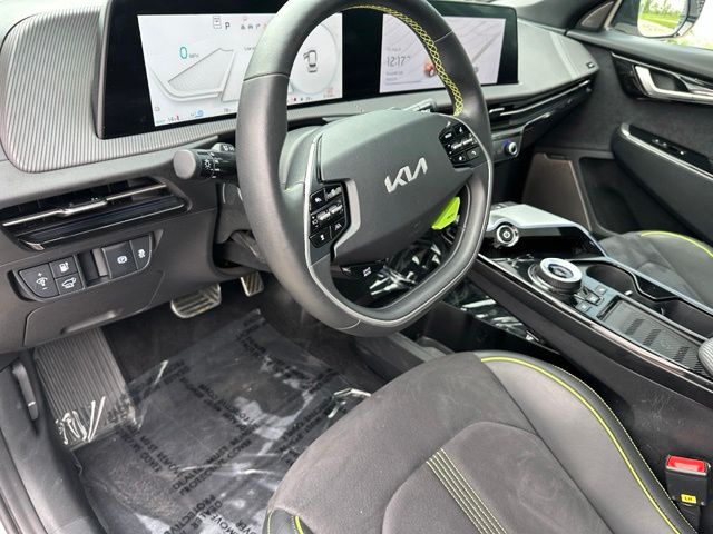 2024 Kia EV6 GT — photo 21 of 37