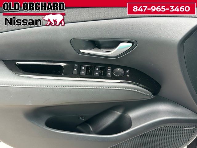 2025 Hyundai Tucson Limited — photo 9 of 22
